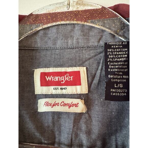 Mens Wrangler Work Shirt, Burgandy, comfort twill, short sleeve, Size L - Picture 3 of 9